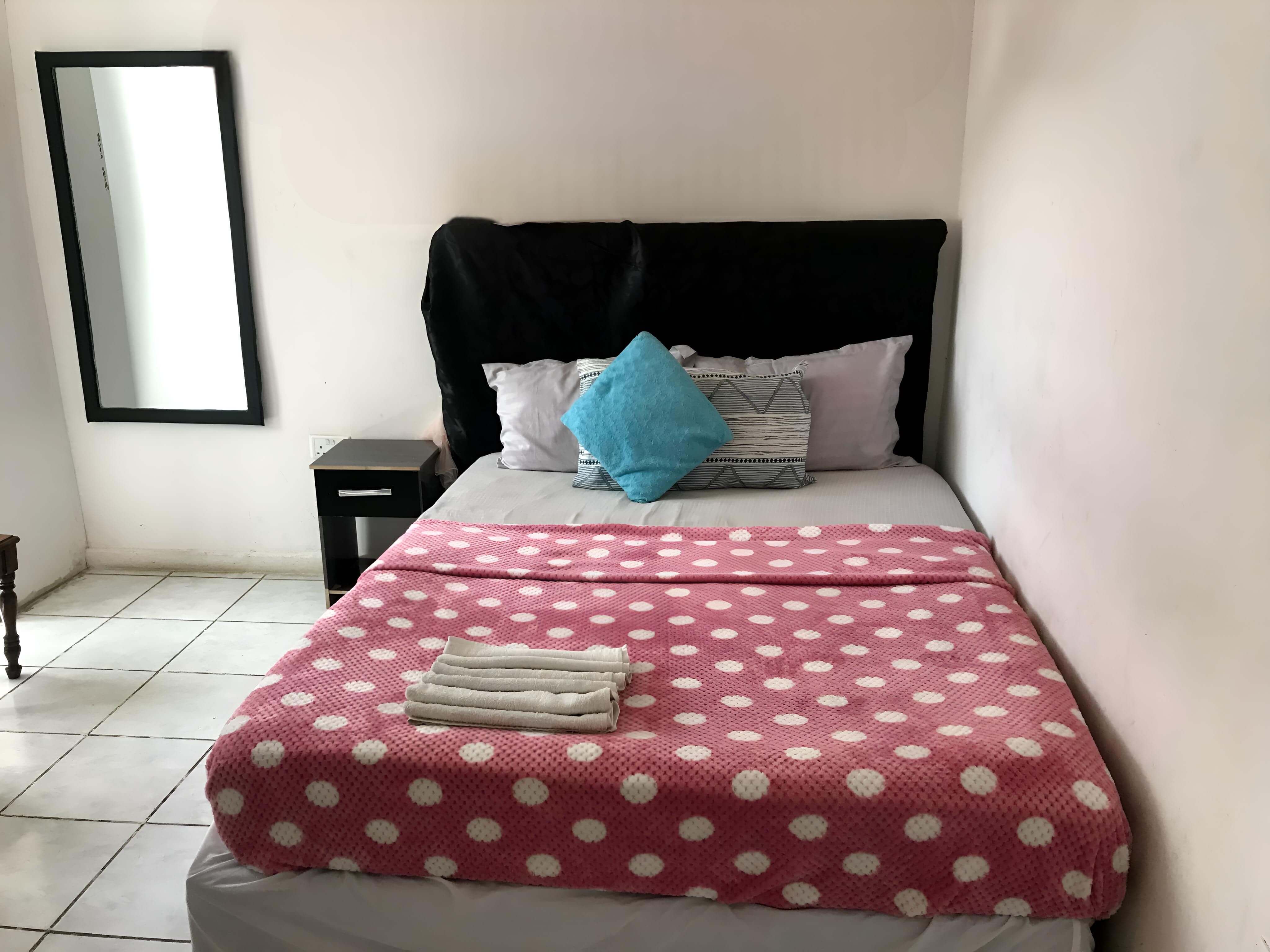Premium Queen Room